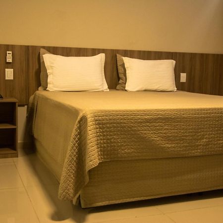 Hotel Vila Verde Penapolis Экстерьер фото